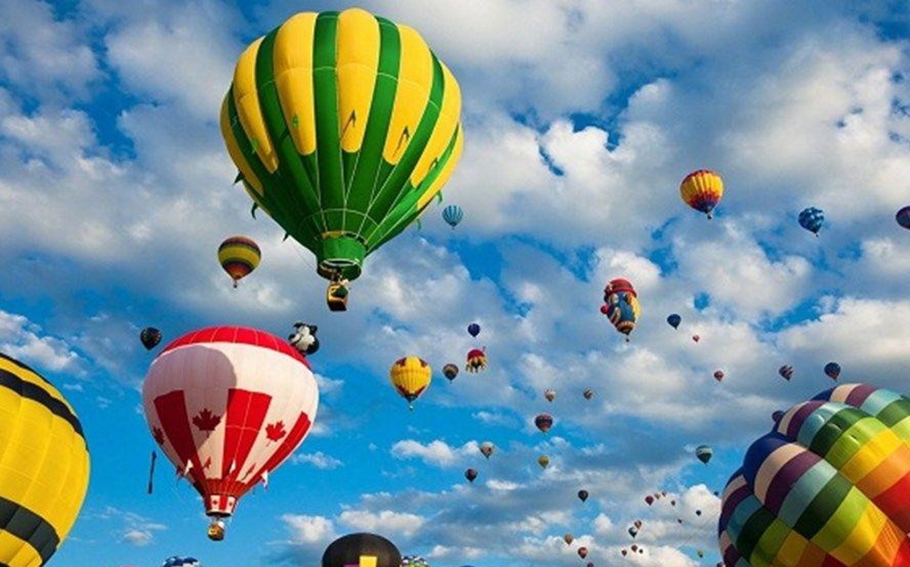 Ha Long to host first hot air balloon festival in early September